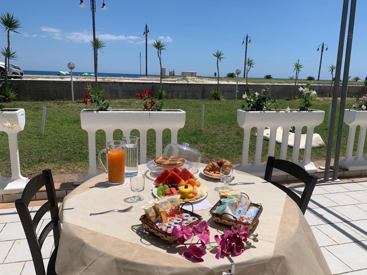 Hotel Rivabella دافولي المظهر الخارجي الصورة