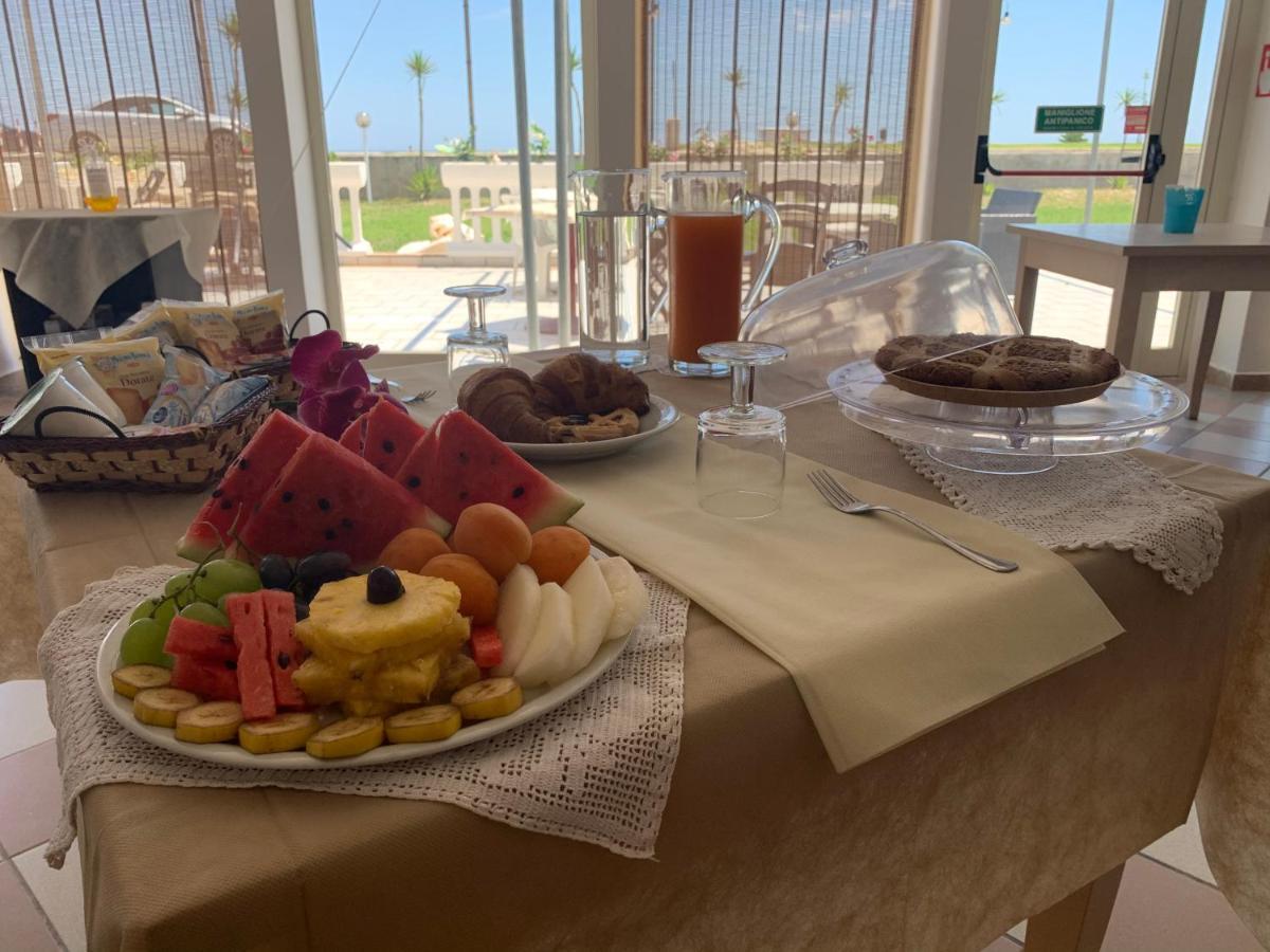Hotel Rivabella دافولي المظهر الخارجي الصورة