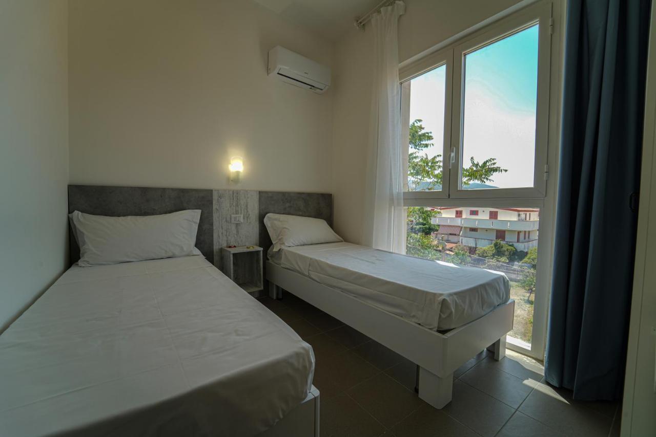 Hotel Rivabella دافولي المظهر الخارجي الصورة