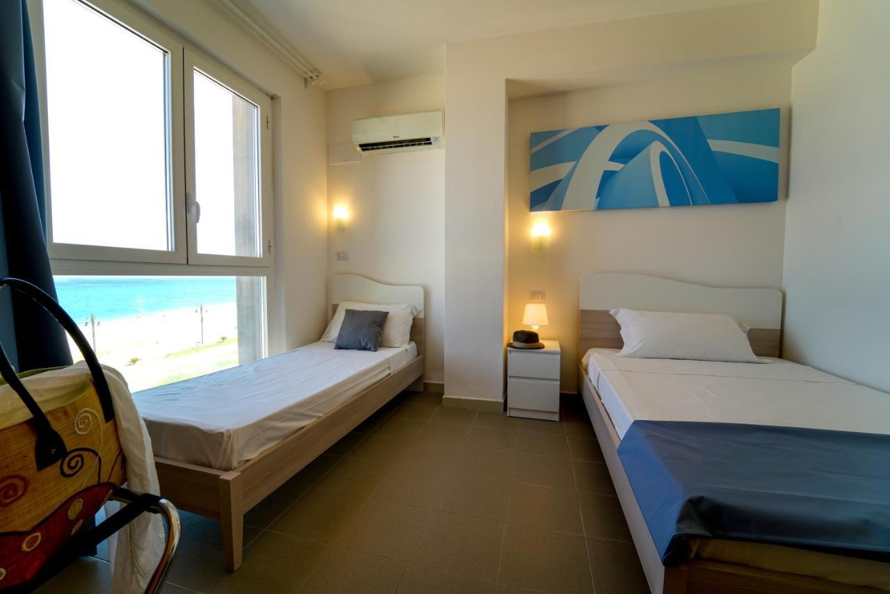 Hotel Rivabella دافولي المظهر الخارجي الصورة